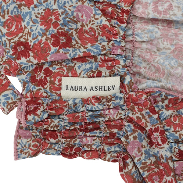 【先行予約販売期間のみ10％OFF！】2025新商品 LAURA ASHLEY（ローラアシュレイ）スモッキング刺繍キャミワンピース